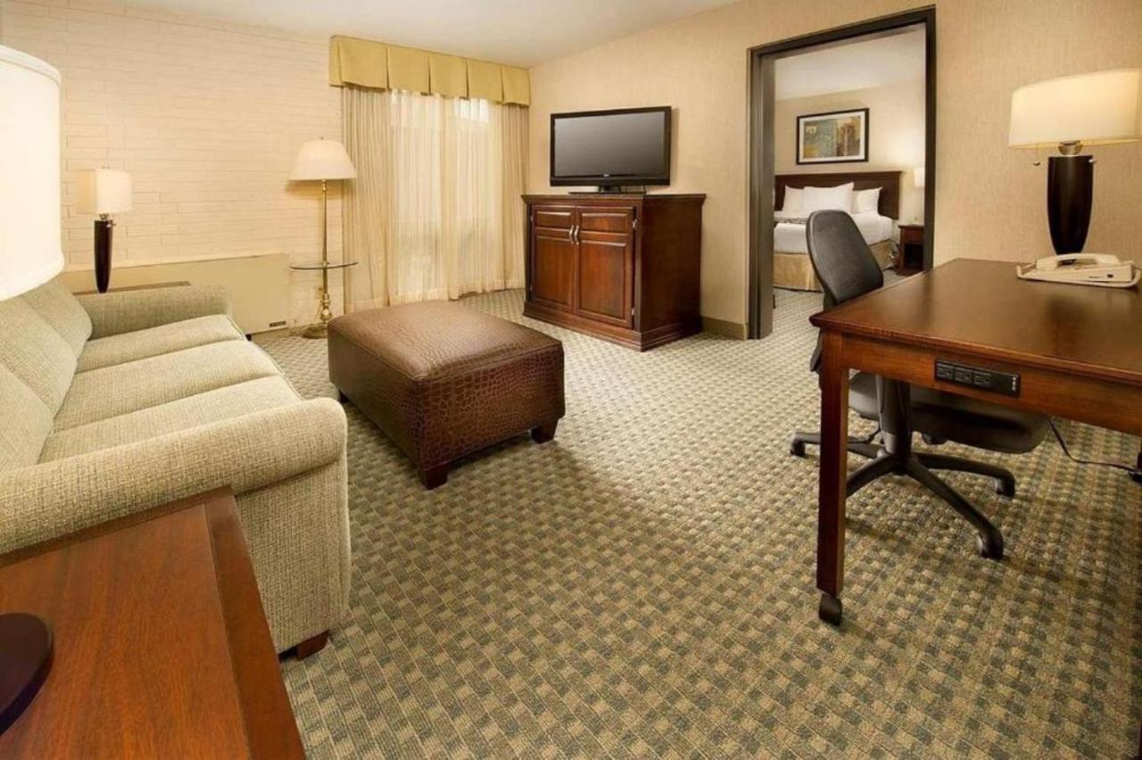 Hotel Lotus Kansas City Stadium Luaran gambar