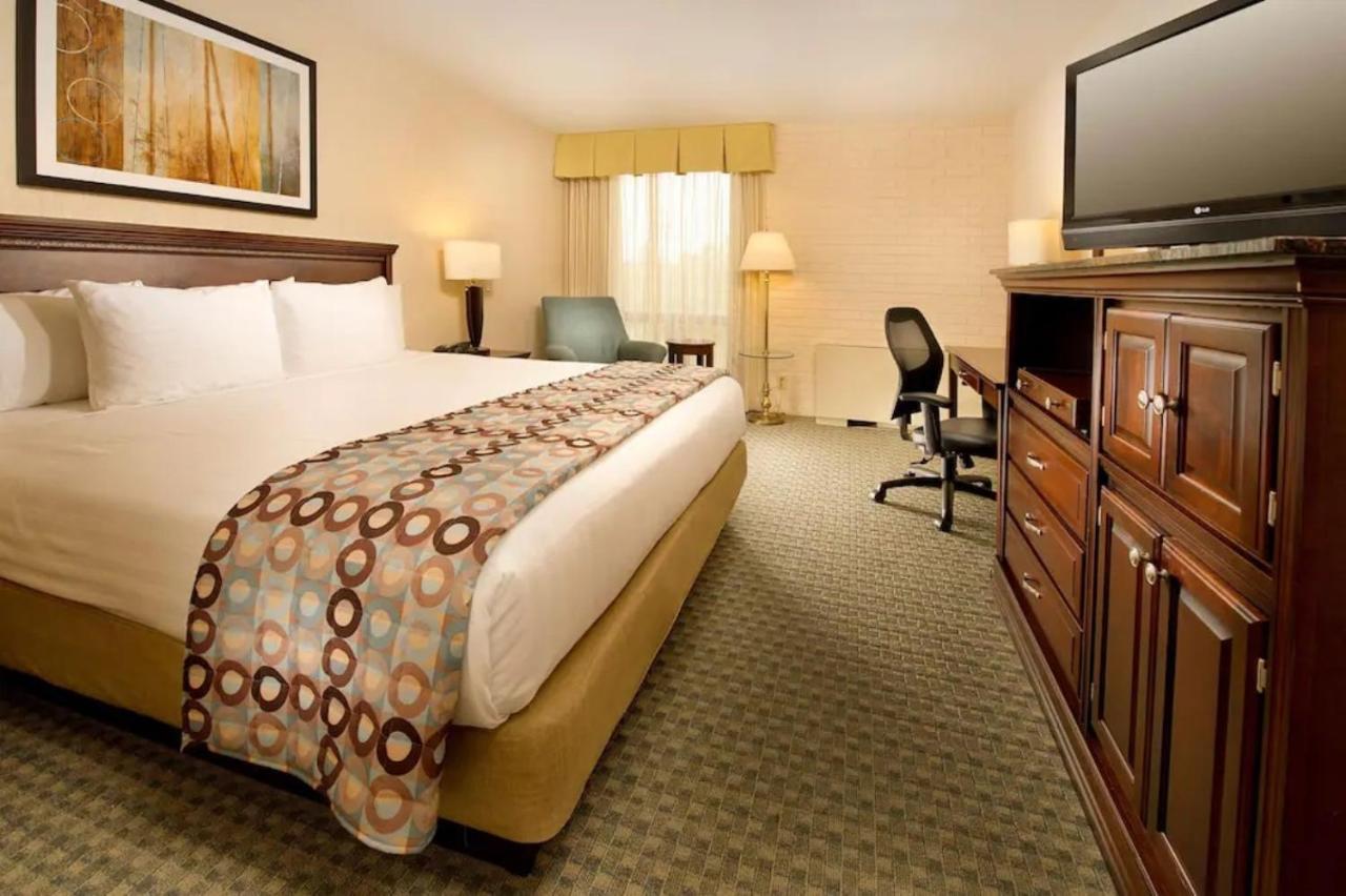 Hotel Lotus Kansas City Stadium Luaran gambar