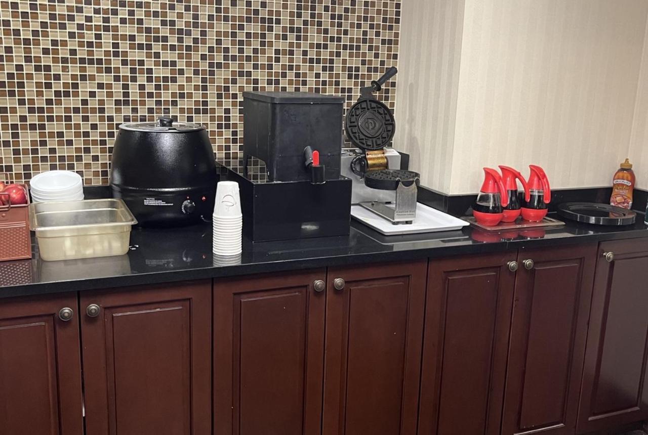 Hotel Lotus Kansas City Stadium Luaran gambar